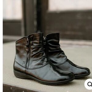 Josef Seibel black‎ leather ankle bootie boots Naly 24 EU36 is US 5/5.5